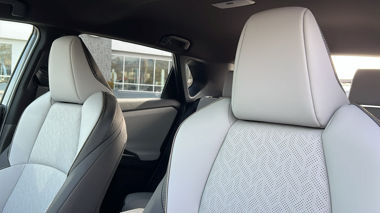 Thumbnail: 2026 Subaru Solterra - 11