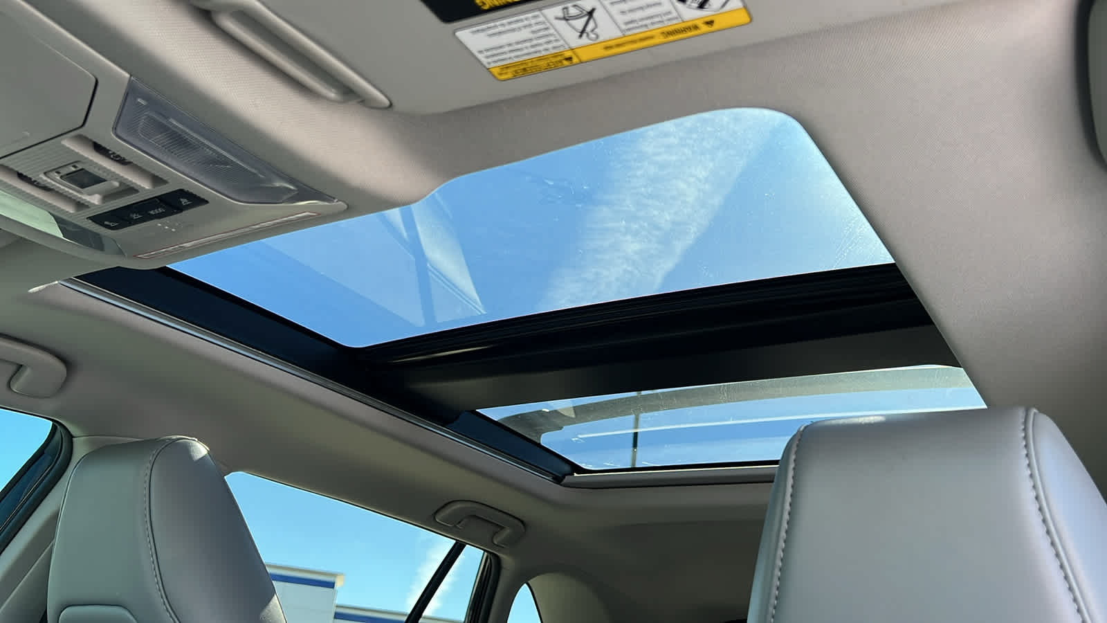 Thumbnail: 2021 Toyota RAV4 - 31