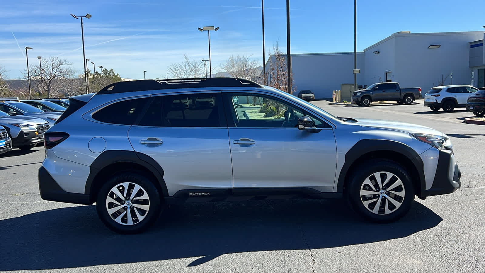 Thumbnail: 2025 Subaru Outback - 5