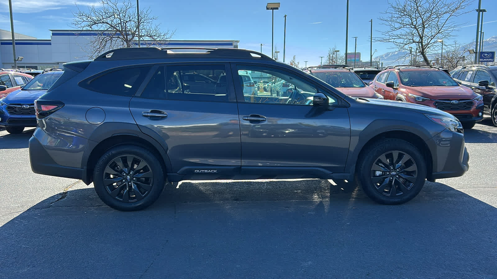 2023 Subaru Outback Onyx Edition XT photo 3