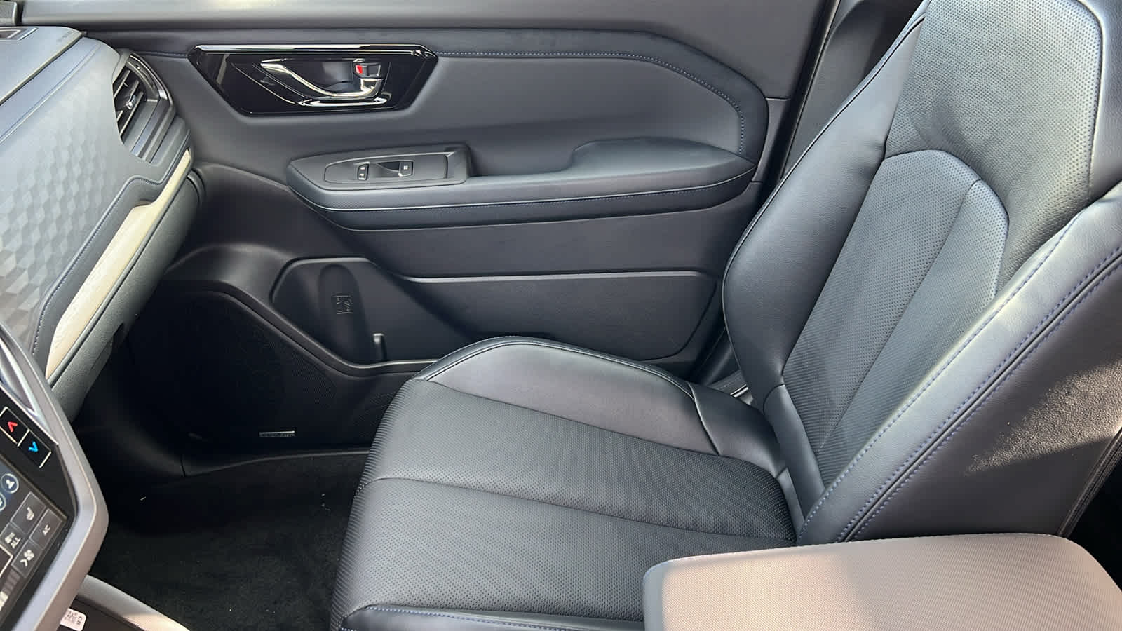 Thumbnail: 2026 Subaru Forester - 12