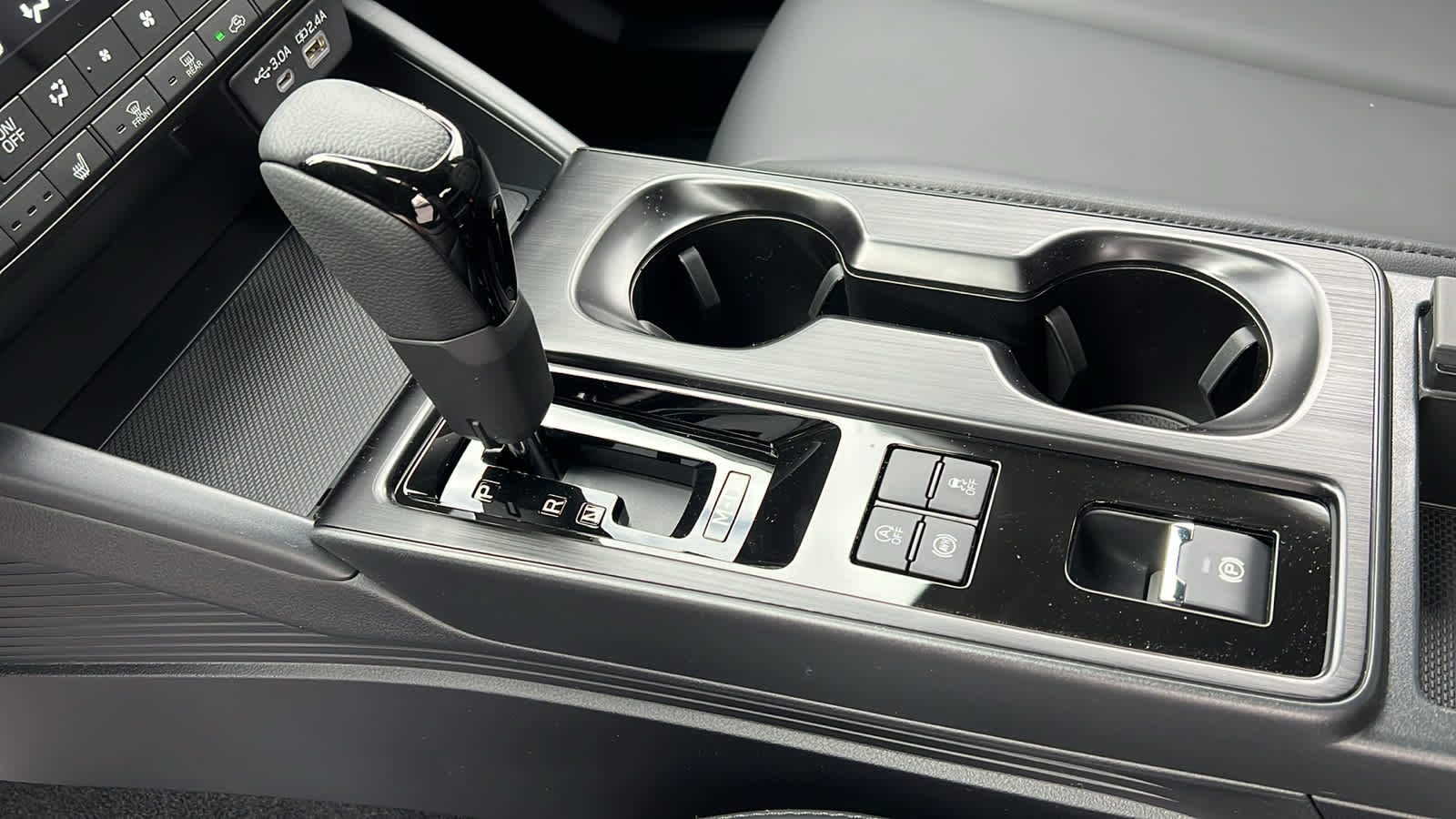 Thumbnail: 2026 Subaru Outback - 13