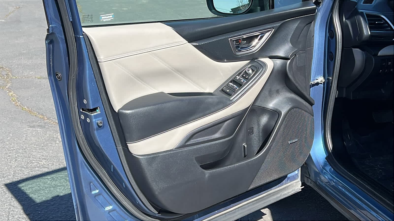 Thumbnail: 2022 Subaru Forester - 23