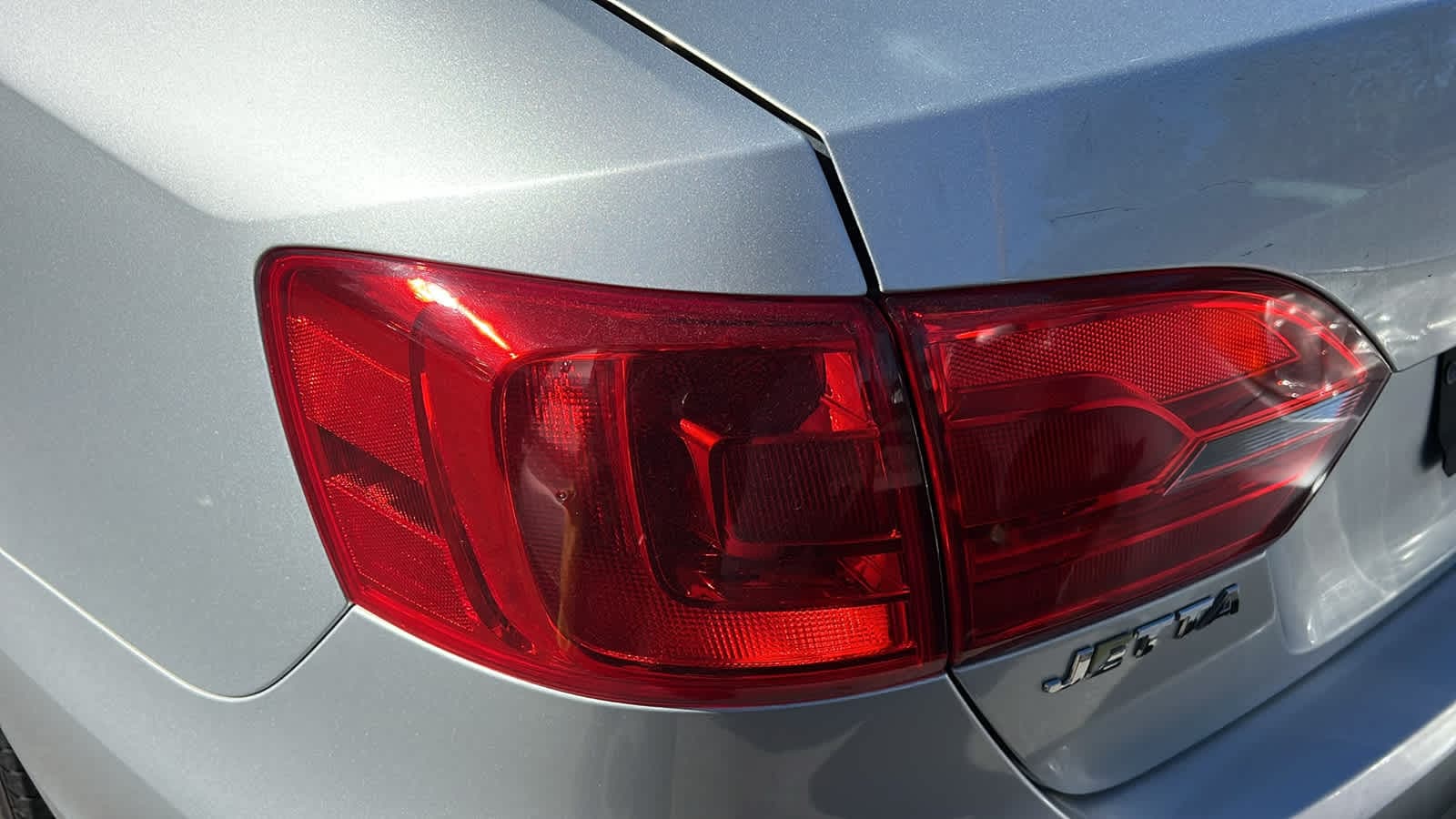 Thumbnail: 2012 Volkswagen Jetta - 20