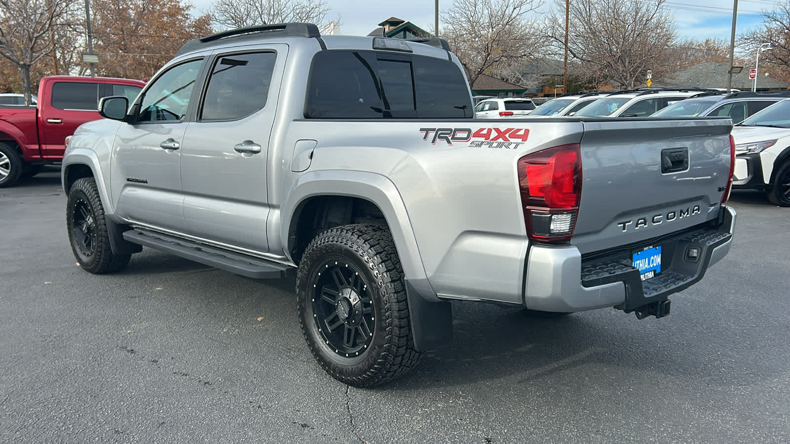 Thumbnail: 2018 Toyota Tacoma - 7