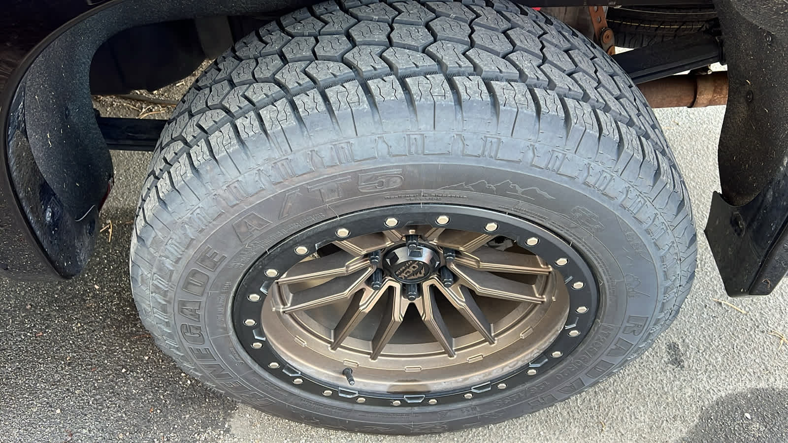 Thumbnail: 2022 Chevrolet Silverado 1500 - 18