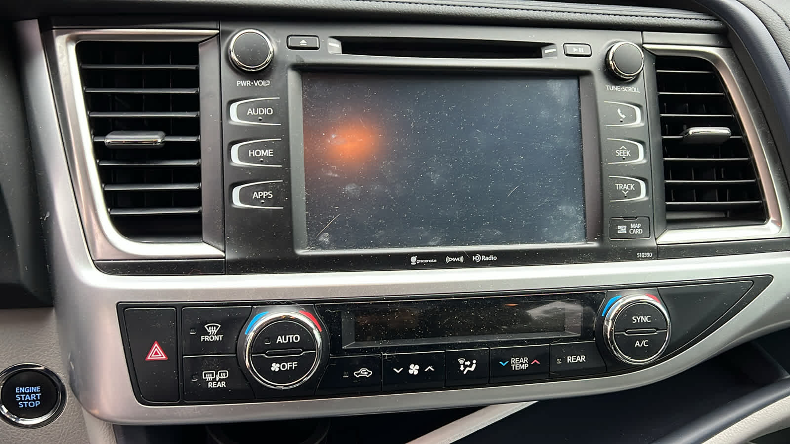 Thumbnail: 2019 Toyota Highlander - 10