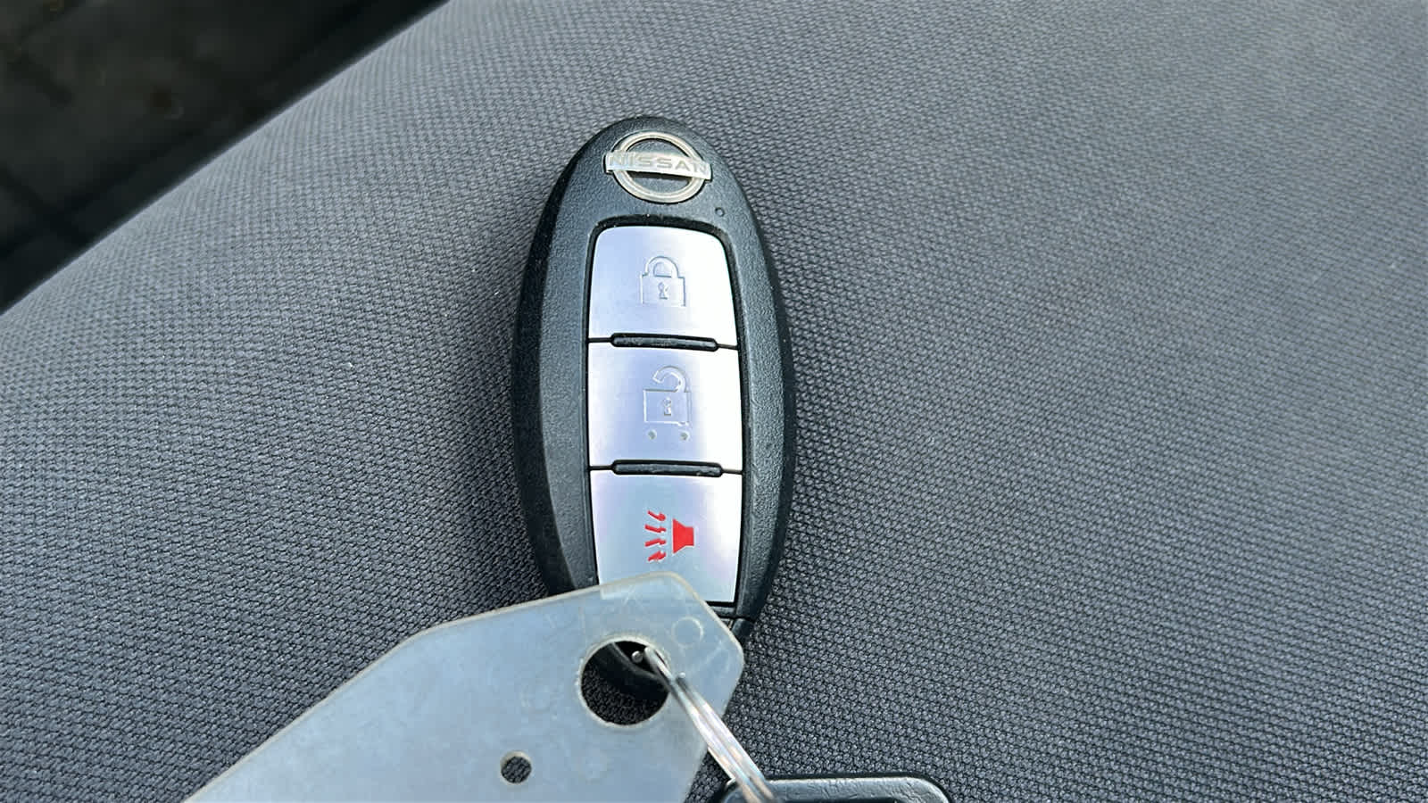 Thumbnail: 2023 Nissan Frontier - 29