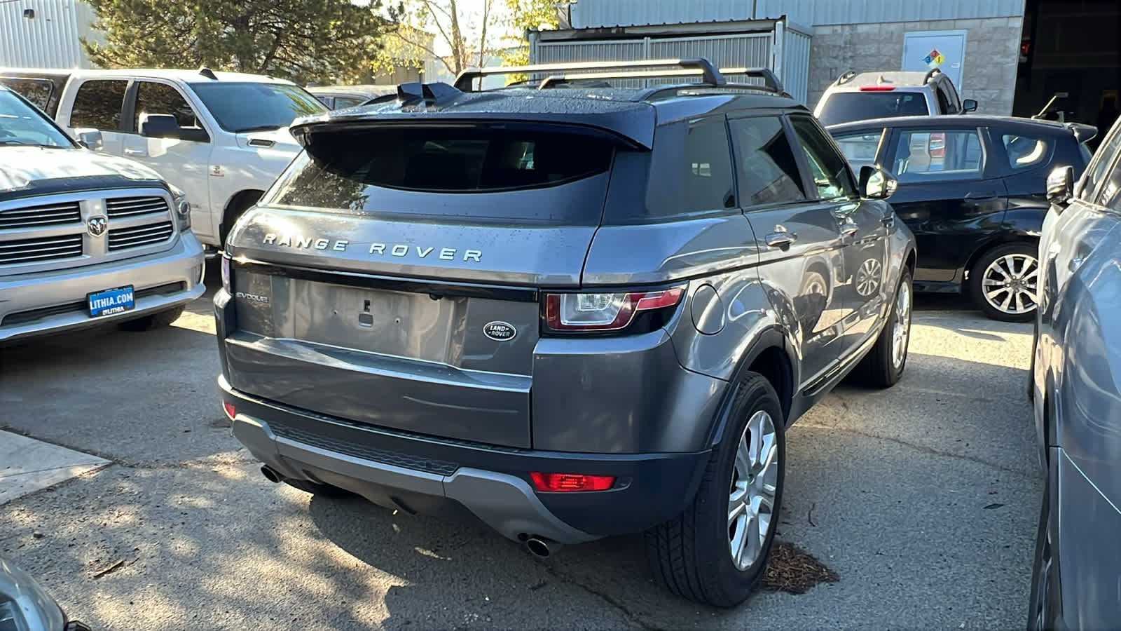 Thumbnail: 2017 Land Rover Range Rover Evoque - 15