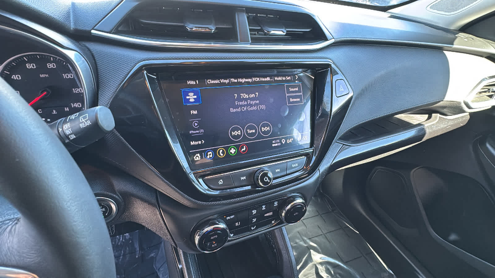 Thumbnail: 2022 Chevrolet TrailBlazer - 15