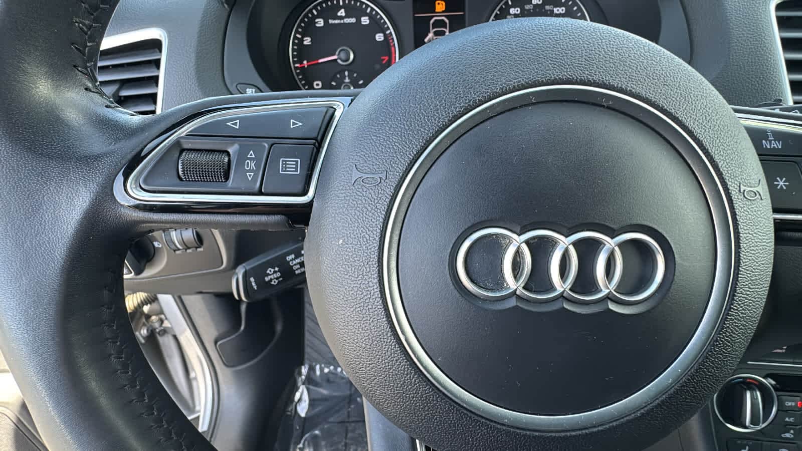 Thumbnail: 2018 Audi Q3 - 19