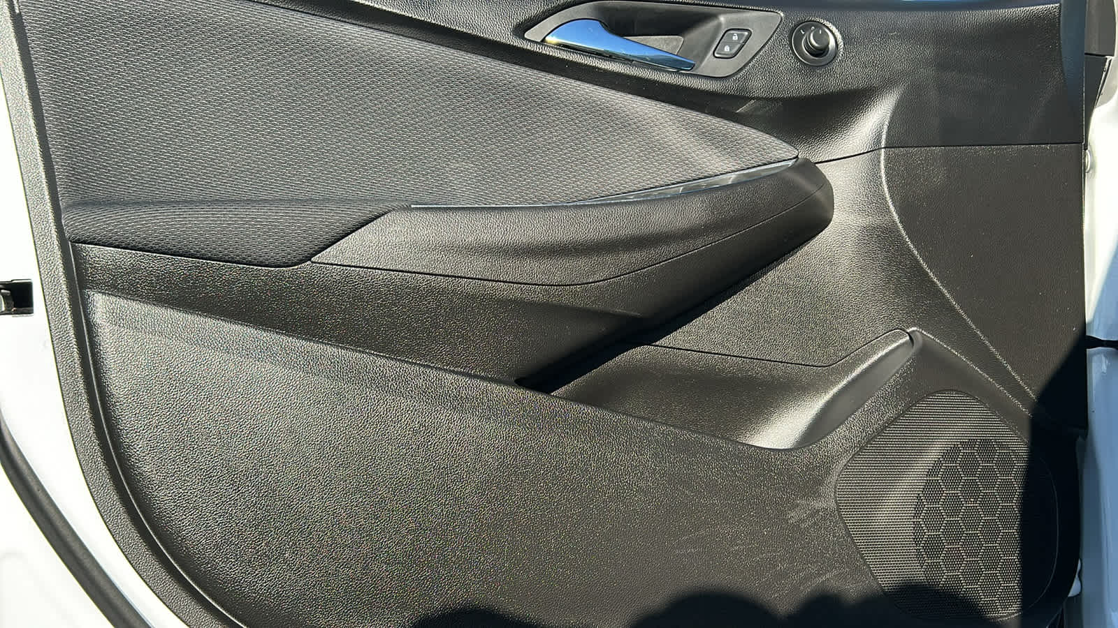 Thumbnail: 2019 Chevrolet Cruze - 23