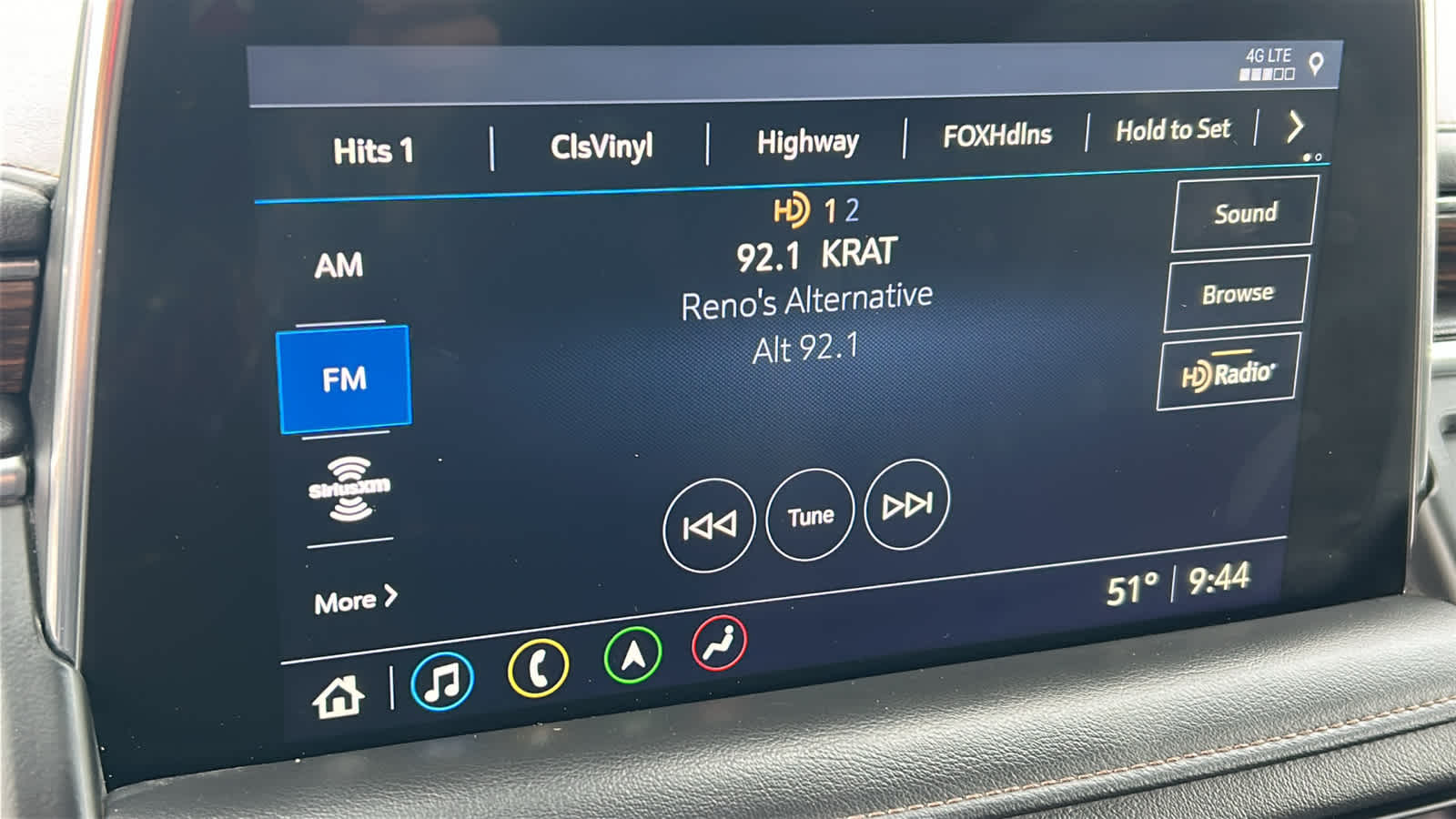 Thumbnail: 2021 Chevrolet Suburban - 15