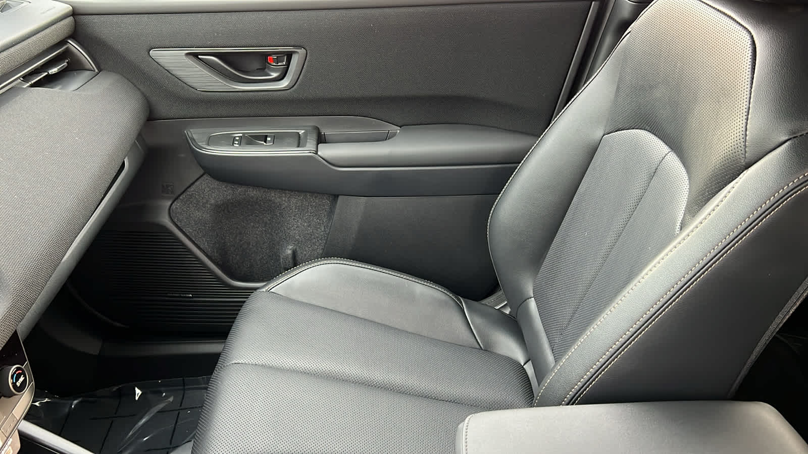 Thumbnail: 2026 Subaru Outback - 12