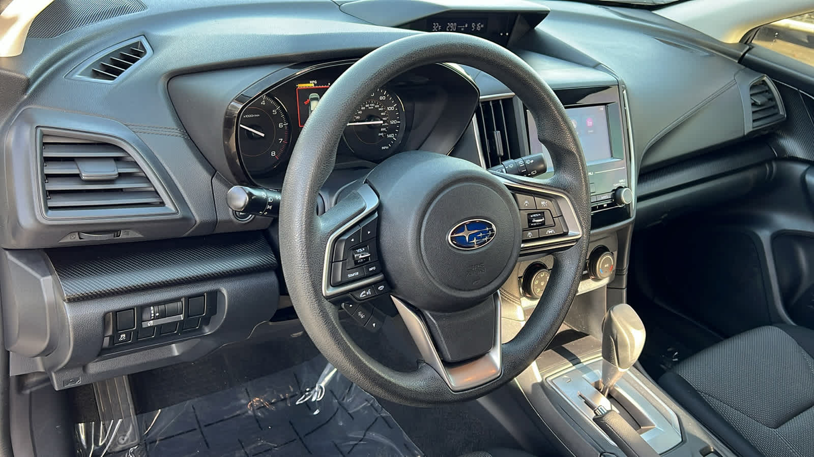 Thumbnail: 2019 Subaru Crosstrek - 10