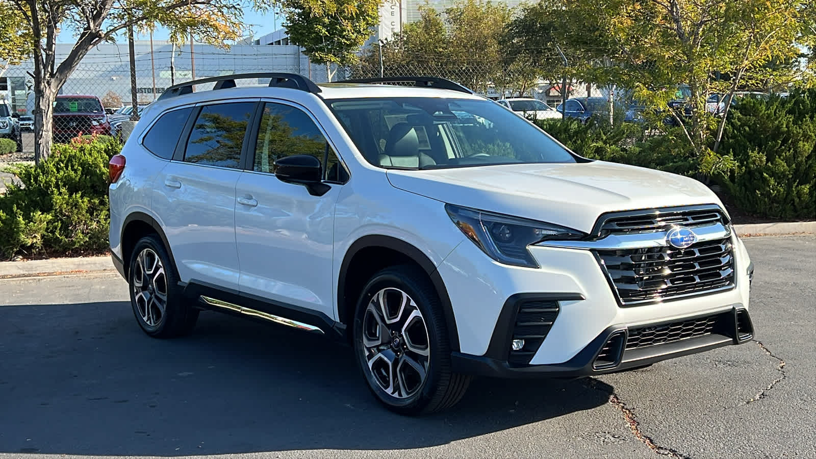2025 Subaru Ascent Limited photo 2