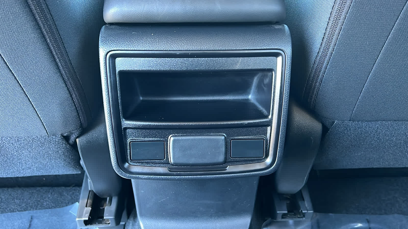 Thumbnail: 2020 Subaru Forester - 25