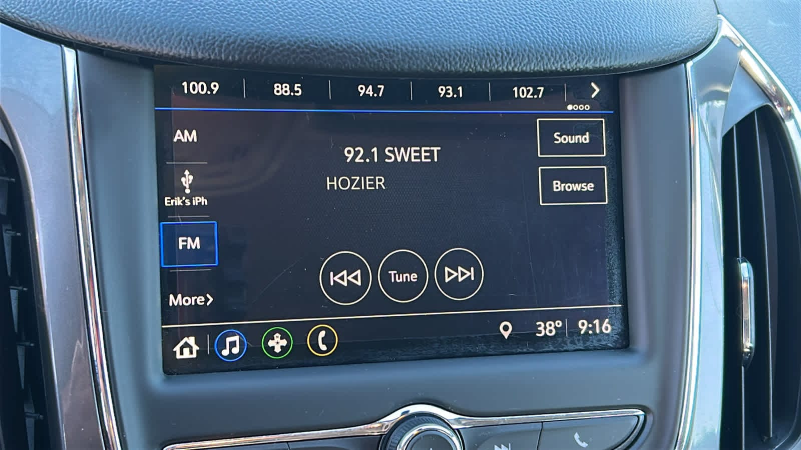 Thumbnail: 2019 Chevrolet Cruze - 15