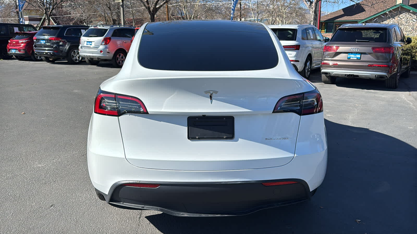 Thumbnail: 2023 Tesla Model Y - 6