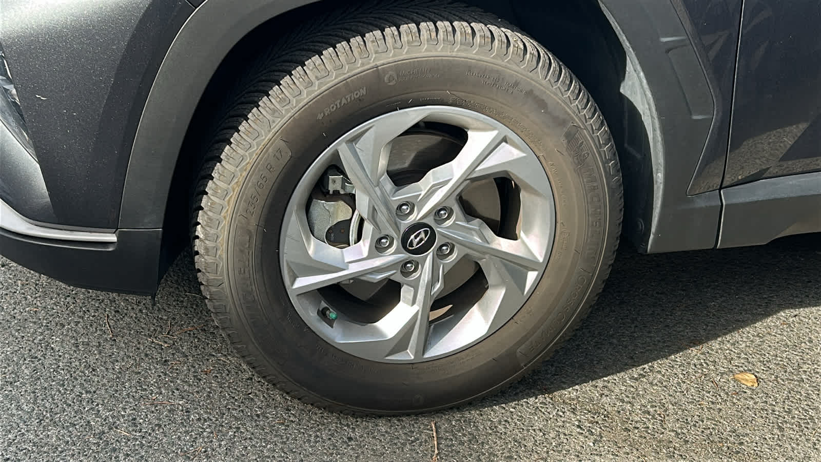 Thumbnail: 2022 Hyundai Tucson - 4