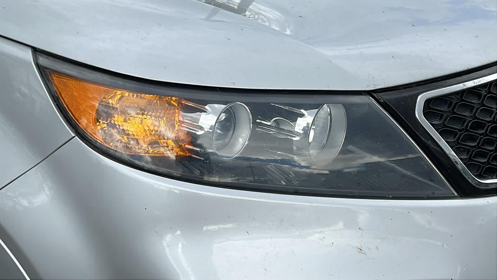 Thumbnail: 2012 Kia Sorento - 4