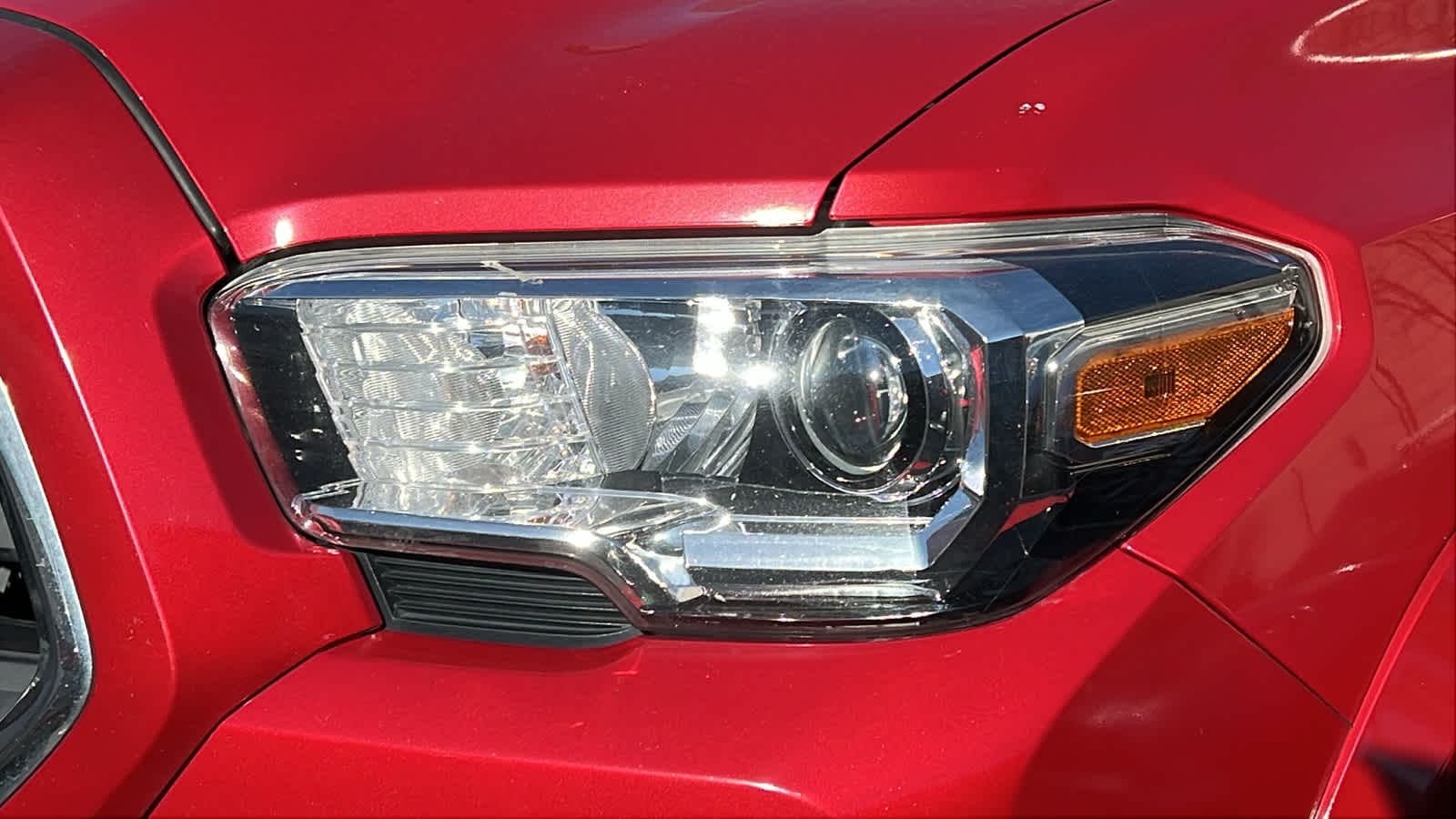 Thumbnail: 2017 Toyota Tacoma - 2