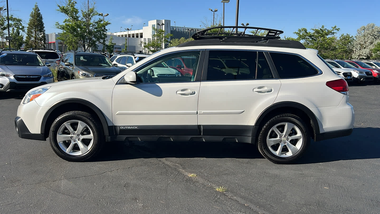 2014 Subaru Outback 2.5i Limited 8
