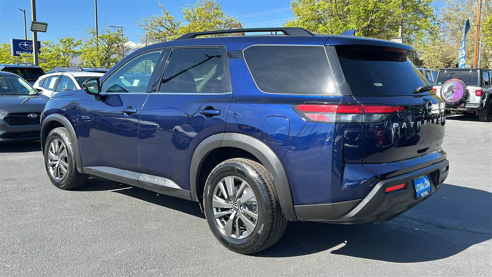Thumbnail: 2022 Nissan Pathfinder - 7