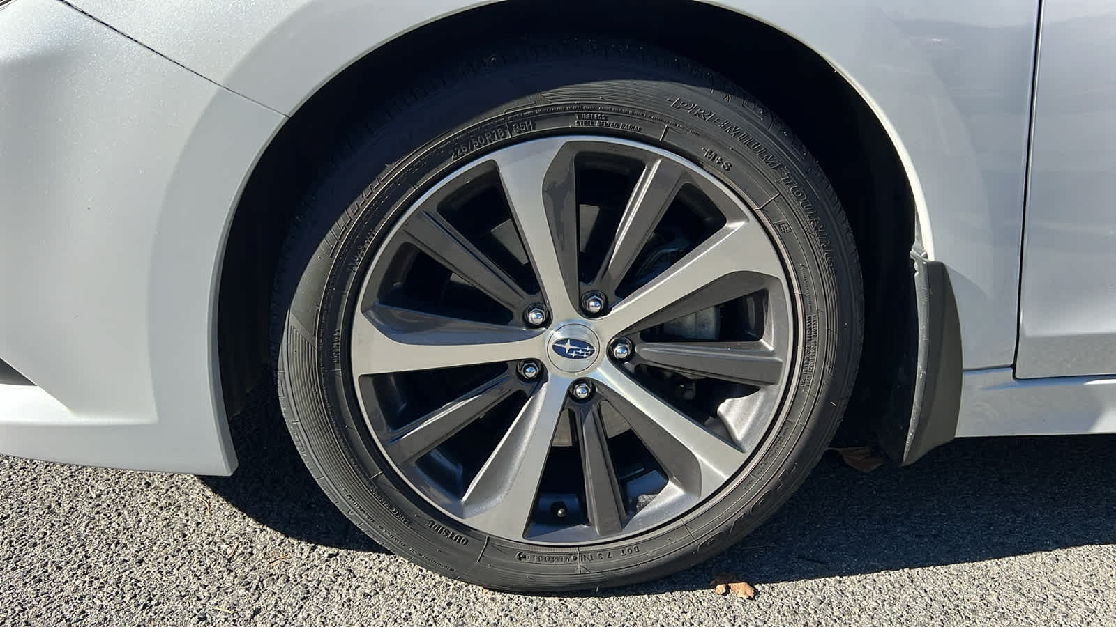 Thumbnail: 2017 Subaru Legacy - 22