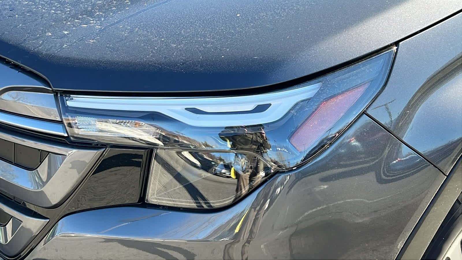 2025 Subaru Forester Premium photo 4