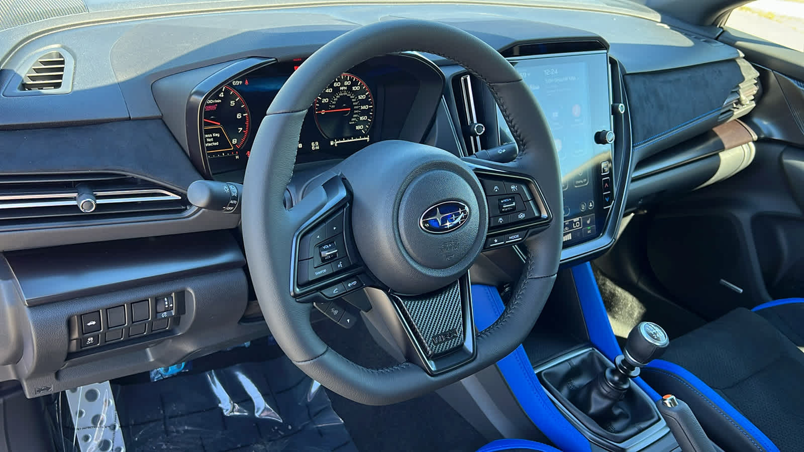 2026 Subaru WRX tS - Photo 10
