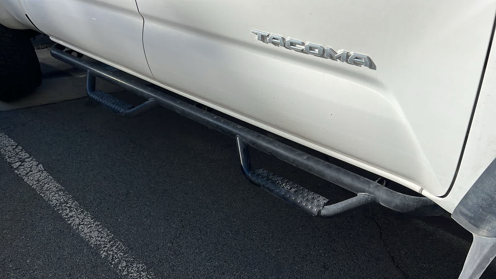 Thumbnail: 2017 Toyota Tacoma - 20