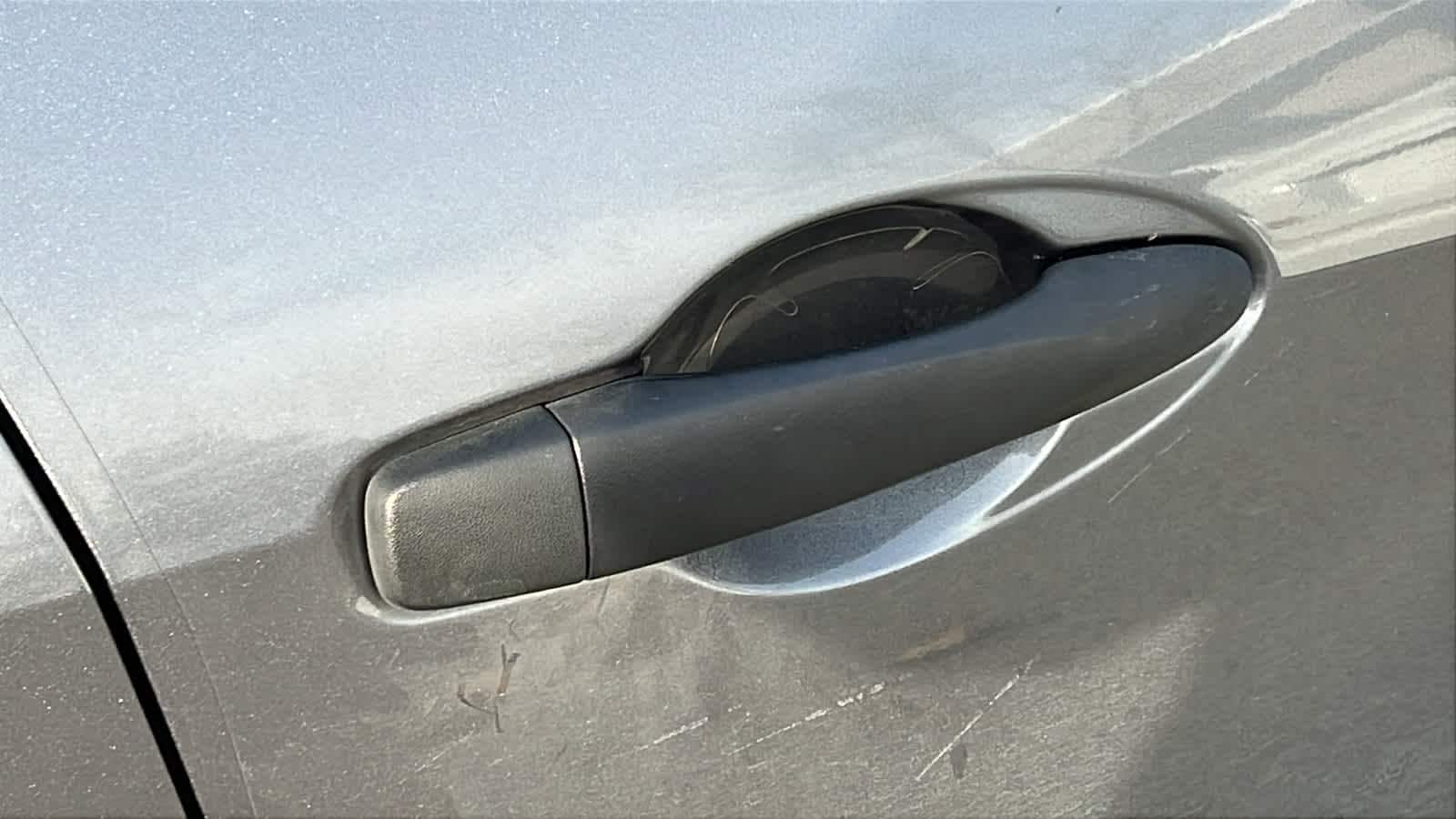 Thumbnail: 2020 Nissan Versa - 15