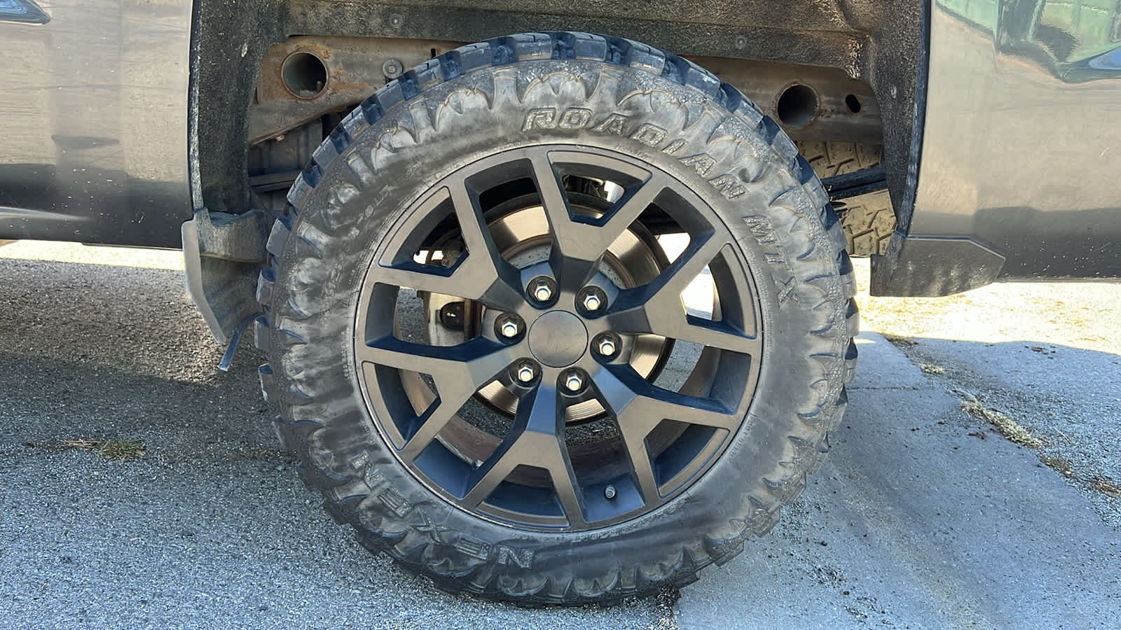 Thumbnail: 2019 Chevrolet Silverado 1500 - 17