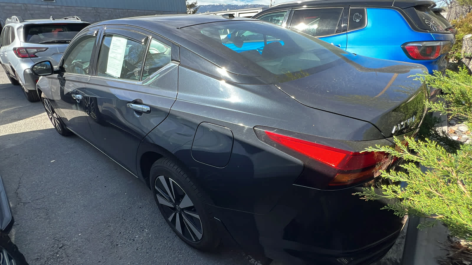 Thumbnail: 2020 Nissan Altima - 14