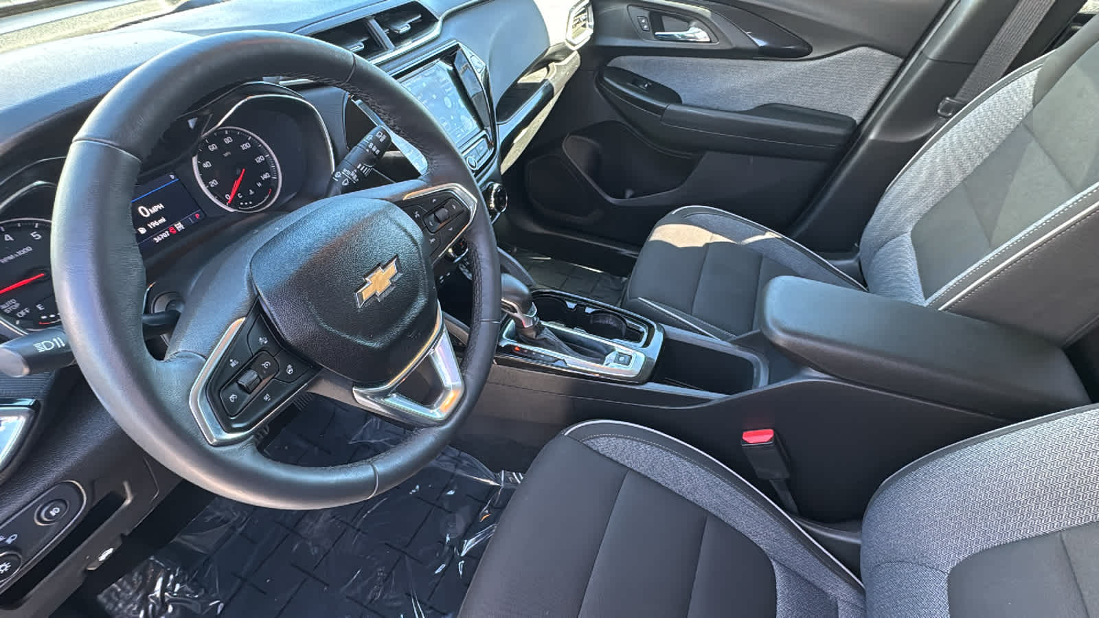 Thumbnail: 2022 Chevrolet TrailBlazer - 10