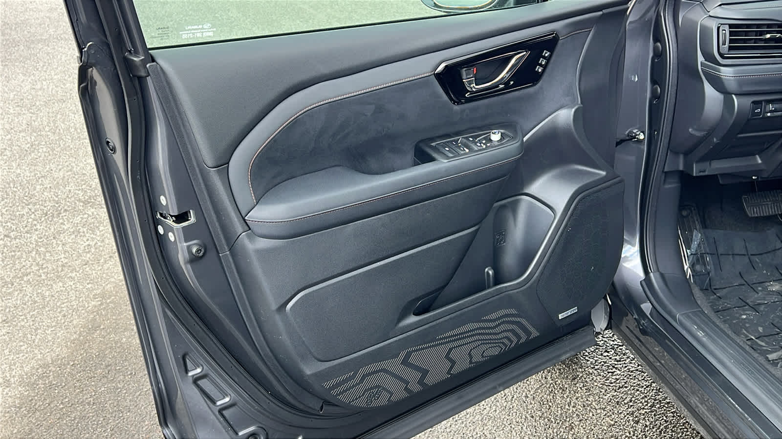 Thumbnail: 2026 Subaru Forester - 23