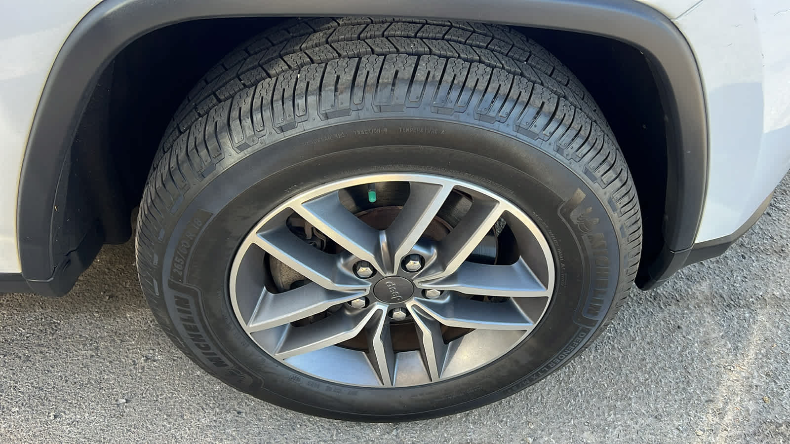 Thumbnail: 2021 Jeep Grand Cherokee - 5