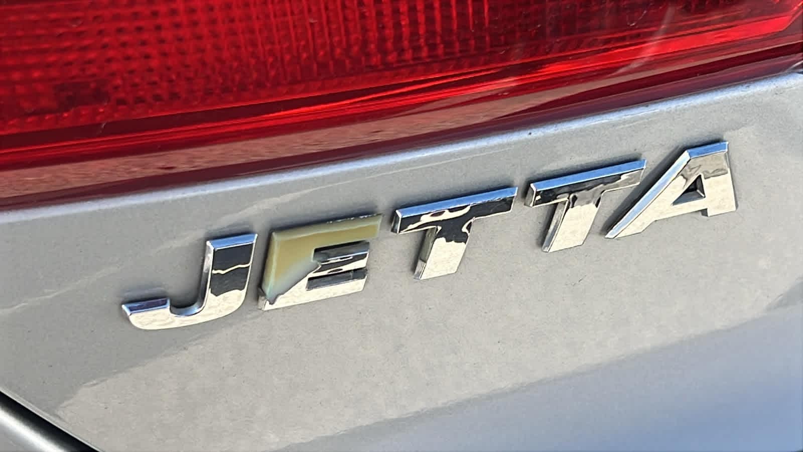 Thumbnail: 2012 Volkswagen Jetta - 21