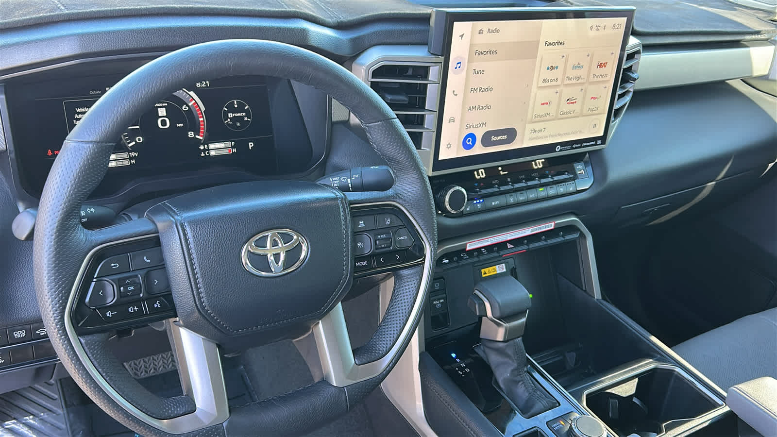 Thumbnail: 2024 Toyota Tundra - 10