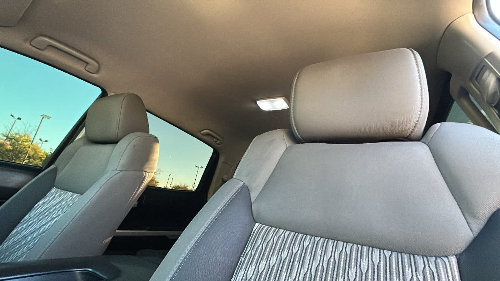 Thumbnail: 2018 Toyota Tundra - 10