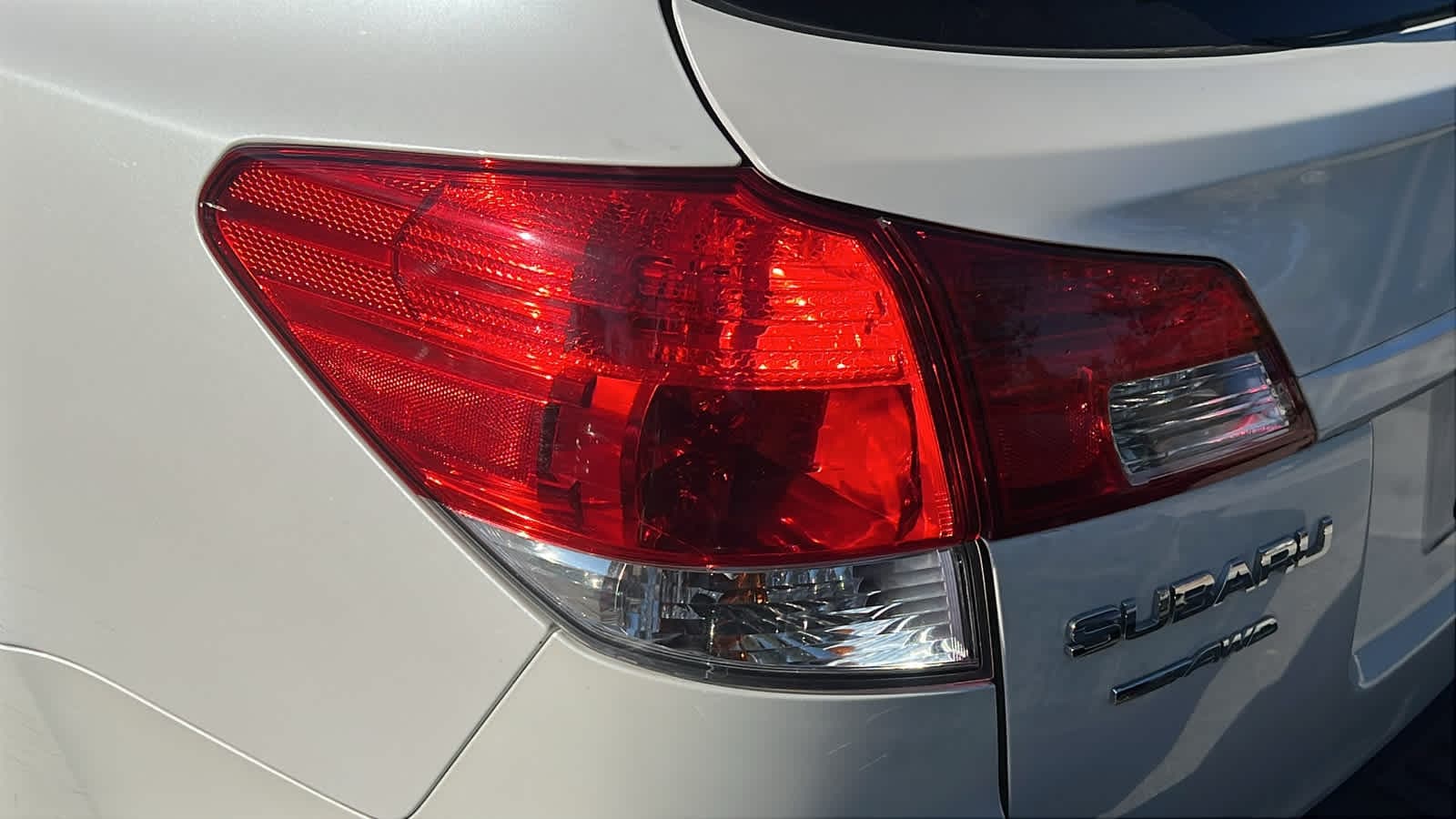 Thumbnail: 2010 Subaru Outback - 15