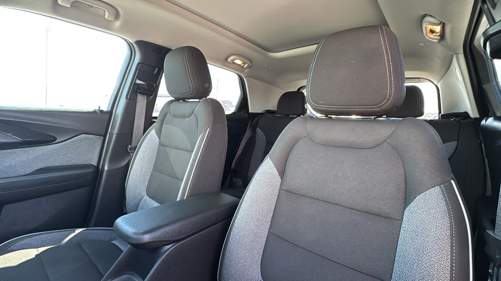 Thumbnail: 2022 Chevrolet TrailBlazer - 11