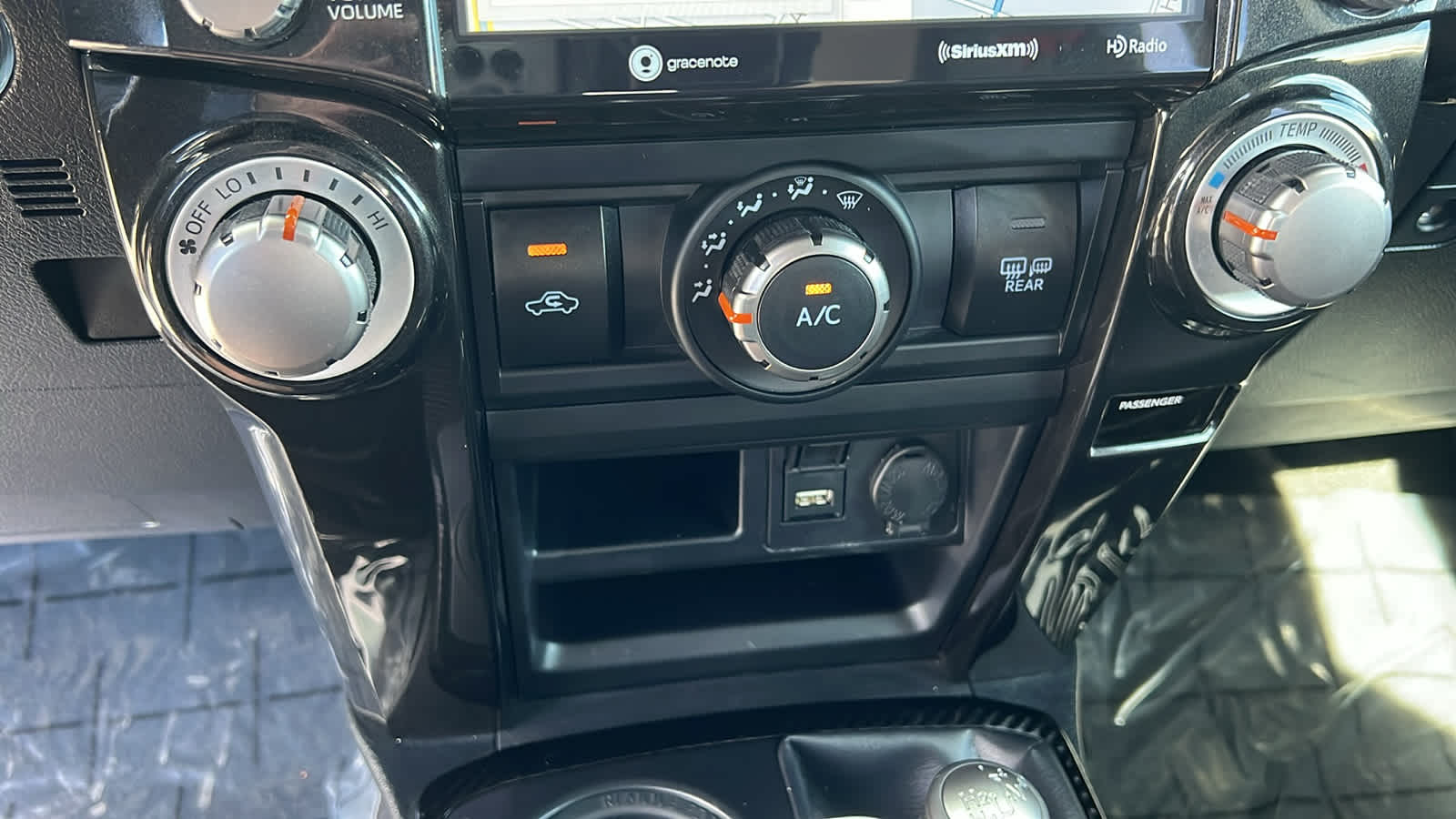 Thumbnail: 2021 Toyota 4Runner - 14