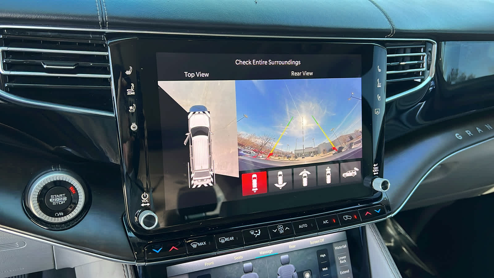 Thumbnail: 2022 Jeep Grand Wagoneer - 16