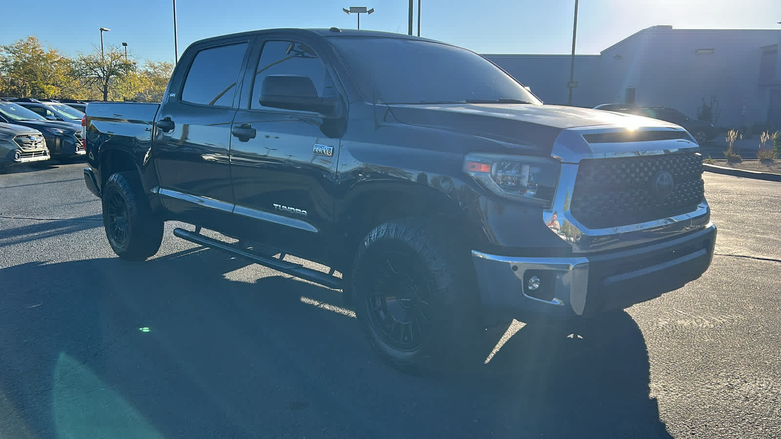 Thumbnail: 2018 Toyota Tundra - 3