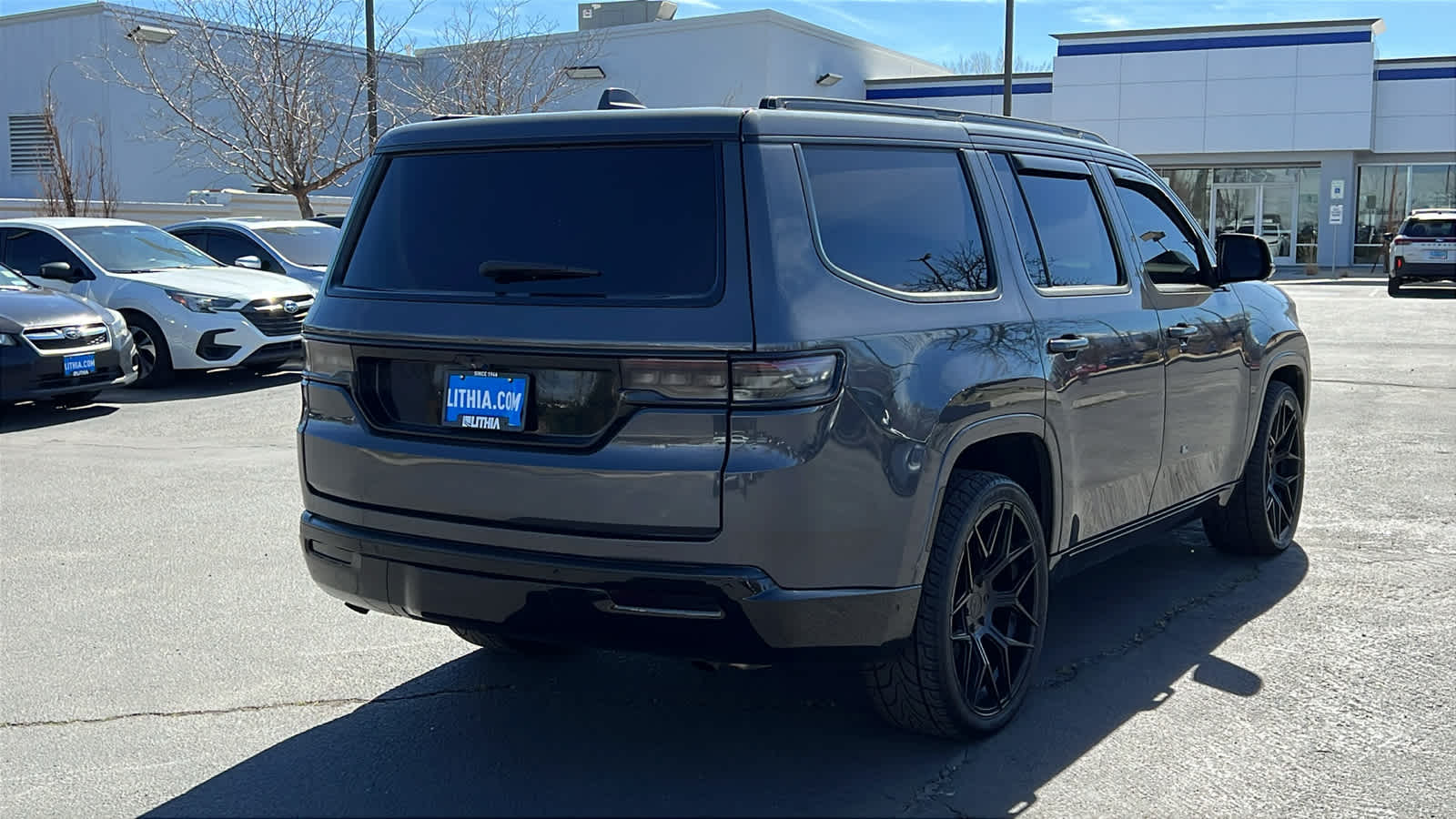 Thumbnail: 2022 Jeep Grand Wagoneer - 5