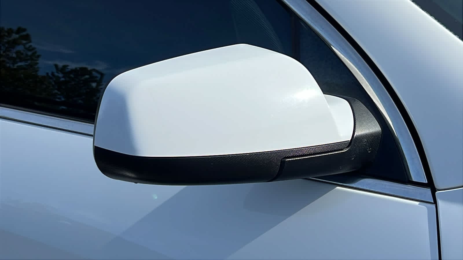 Thumbnail: 2012 Chevrolet Equinox - 6