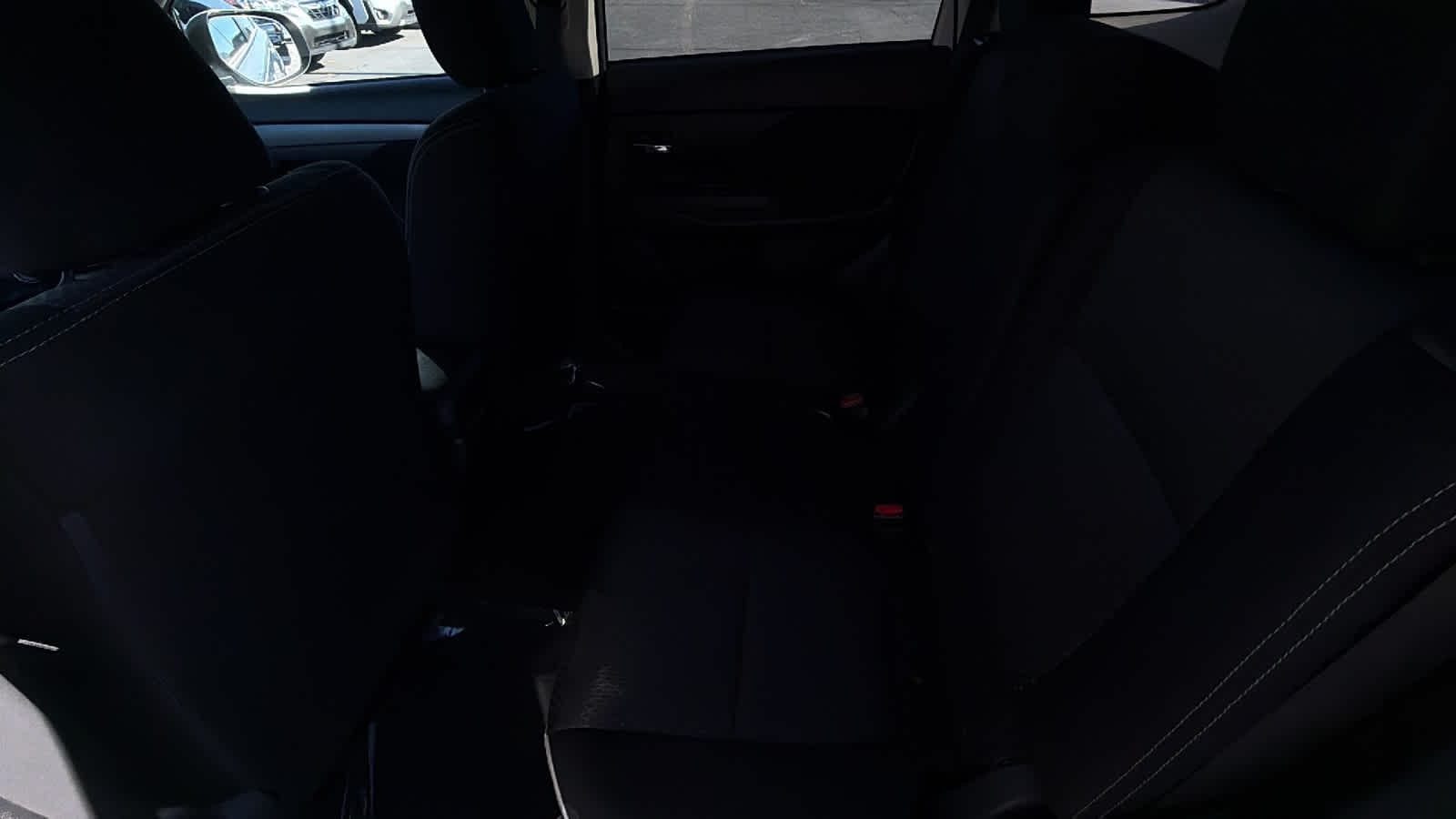 Thumbnail: 2018 Mitsubishi Outlander - 24