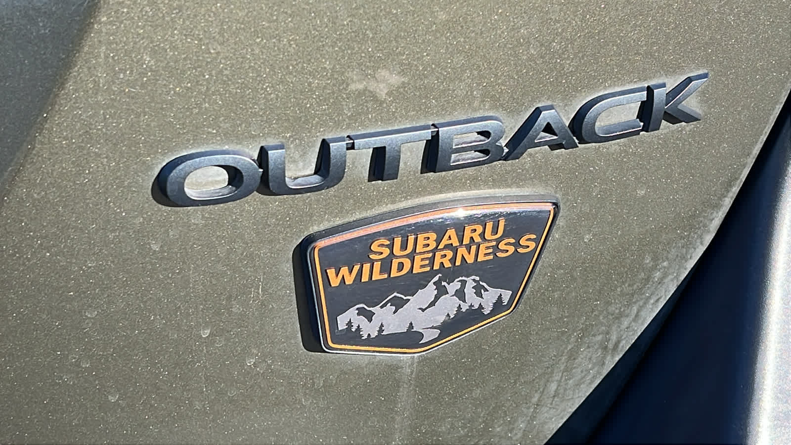Thumbnail: 2022 Subaru Outback - 16